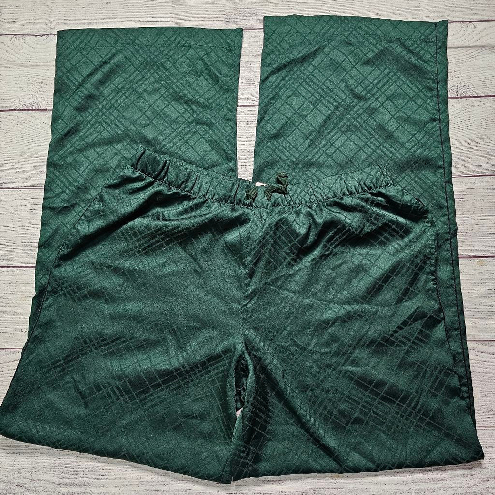 VS medium pajama set, long sleeve, silky soft - Picture 6 of 16